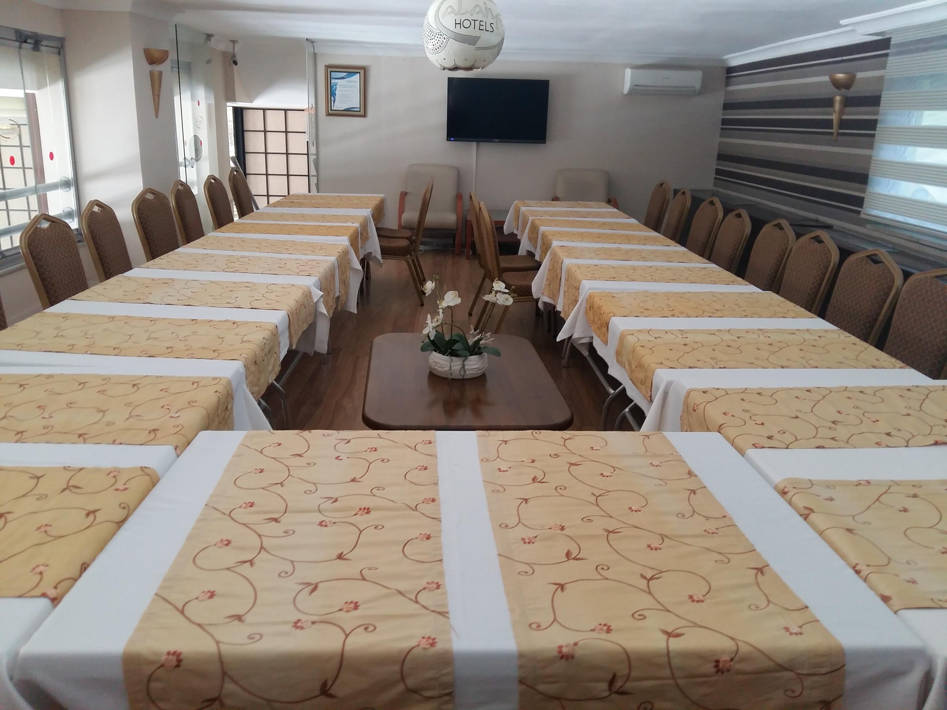 Alaiye Kleopatra Hotel Alanya Bagian luar foto