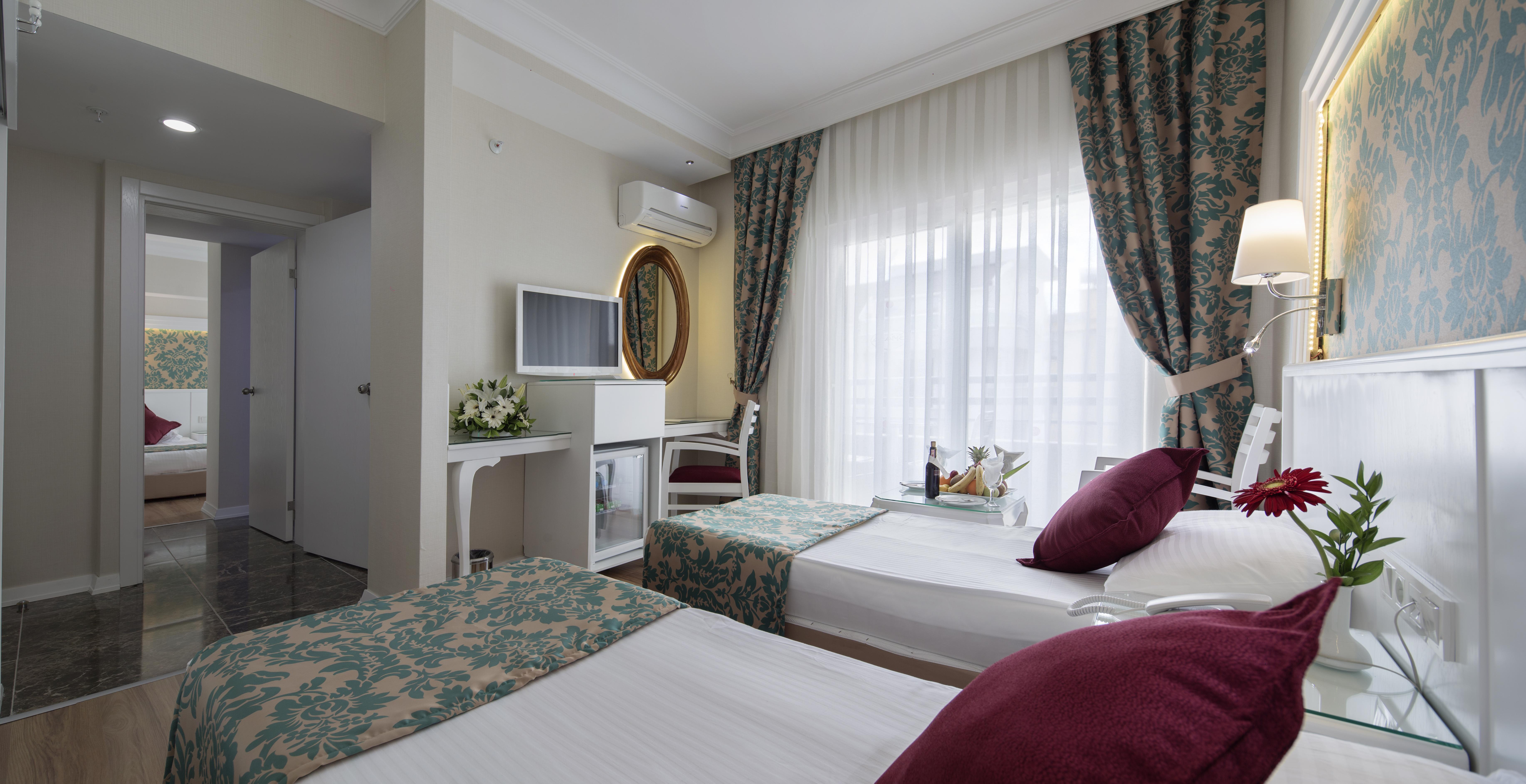 Alaiye Kleopatra Hotel Alanya Bagian luar foto