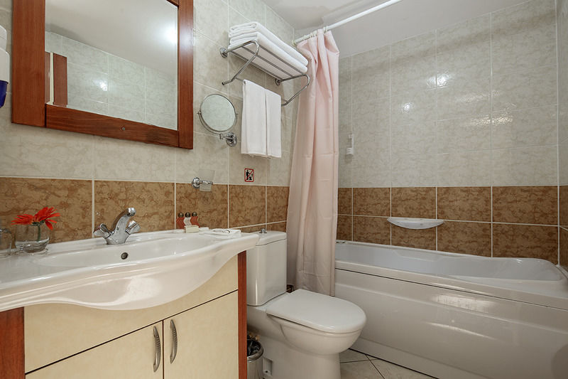Alaiye Kleopatra Hotel Alanya Bagian luar foto