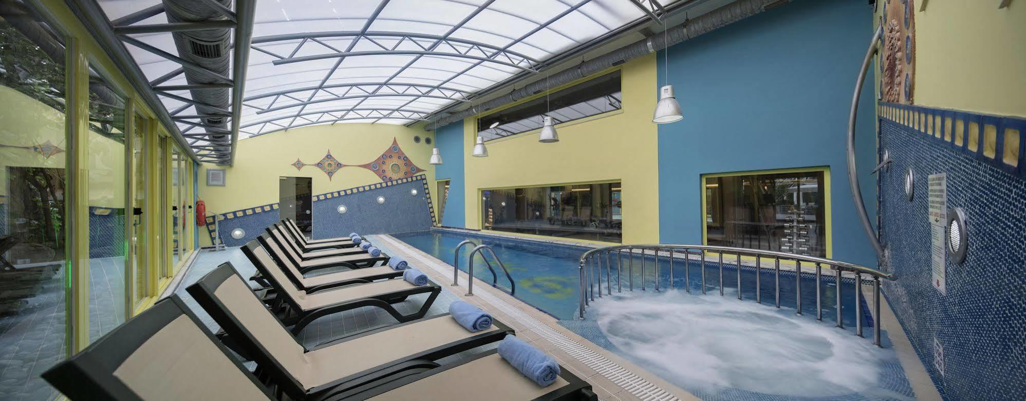 Alaiye Kleopatra Hotel Alanya Bagian luar foto