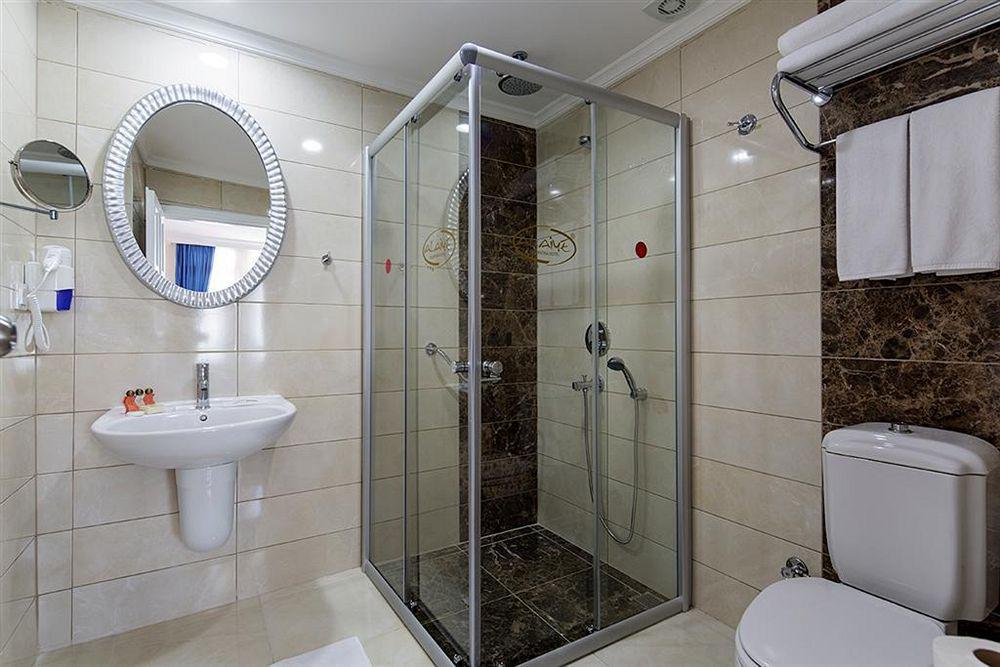 Alaiye Kleopatra Hotel Alanya Bagian luar foto